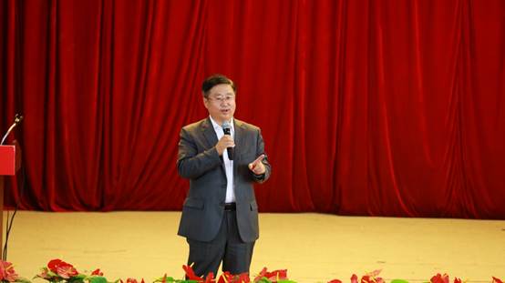 说明: BO2A0175.JPG 说明: BO2A0175.JPG