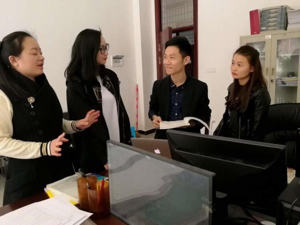 校企合作课程共建探讨 校企合作课程共建探讨